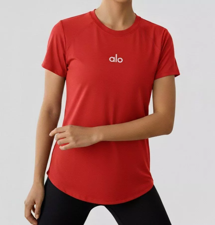 تولیدی تیشرت ورزشی زنانه